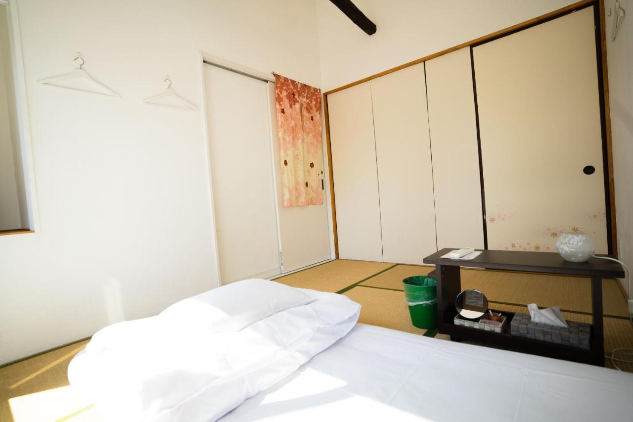 Sato-San'S Rest Hotel Tokió Kültér fotó